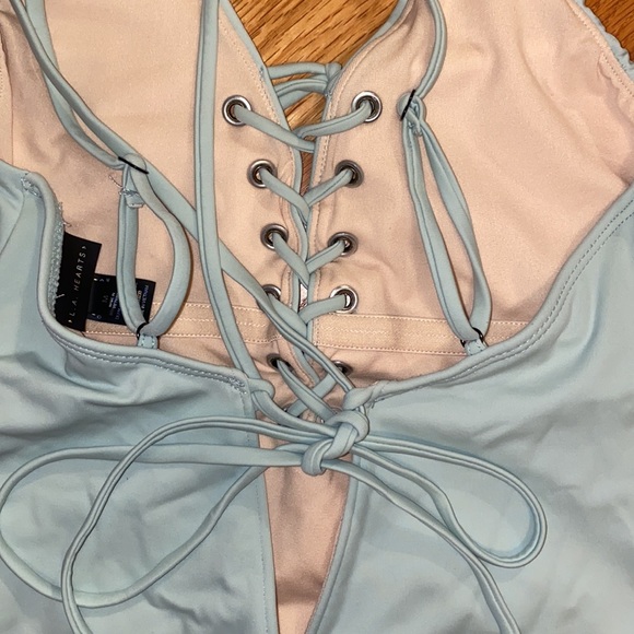 LA Hearts One-Piece - Picture 4 of 5